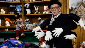 mr-dressup-the-magic-of-make-believe